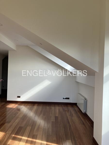 Foto 69893012-69f3-4cd2-99cd-345c10af7dab. Miete appartement mit heizung in Neguri Getxo