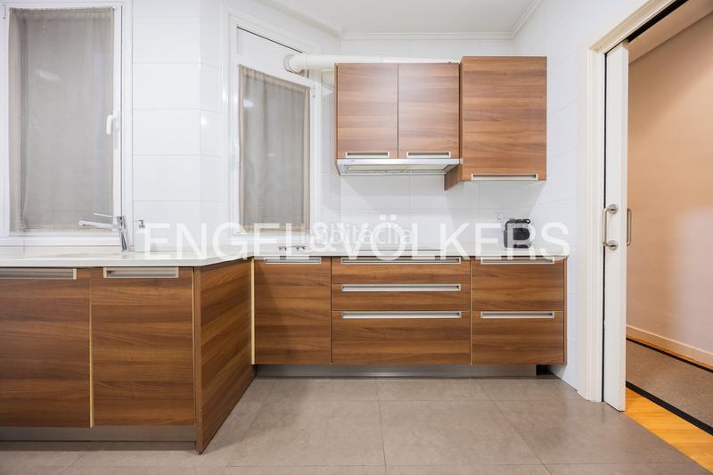 Foto ad6ba565-fd1d-4d78-8f9b-82657c410ac7. Appartement avec chauffage dans Abandoibarra - Guggenheim Bilbao