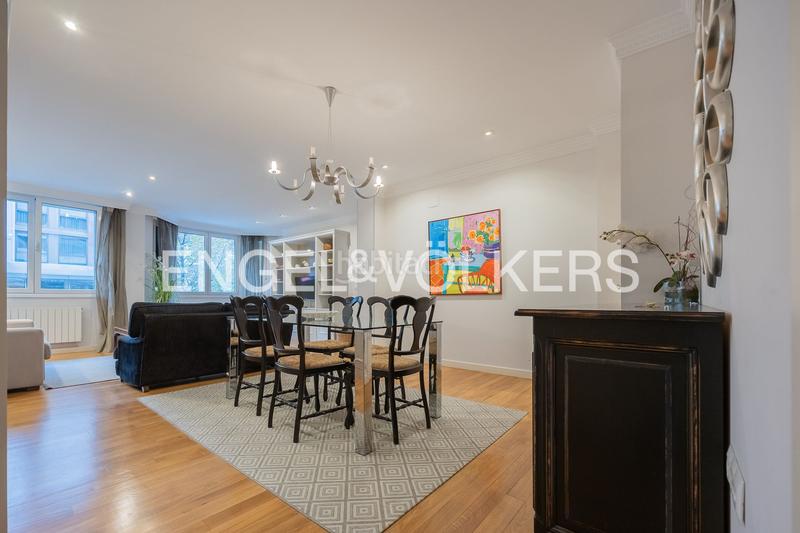 Foto f38502e2-1f7e-4e2b-bc35-d61384ceb37d. Appartement avec chauffage dans Abandoibarra - Guggenheim Bilbao