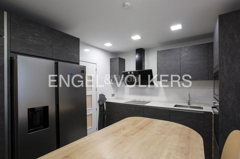 Foto 03d40fbb-46b2-4adf-adb8-cf488bfd4ab3. Miete appartement mit heizung parking in Ensanche - Moyua - Diputación Bilbao