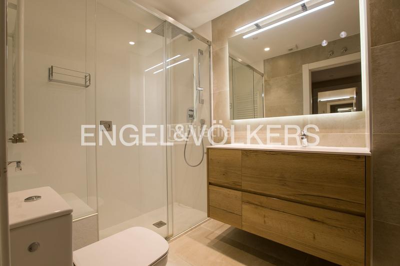 Foto 5d45541c-4776-48b5-971b-65d73b34438d. Miete appartement mit heizung parking in Ensanche - Moyua - Diputación Bilbao