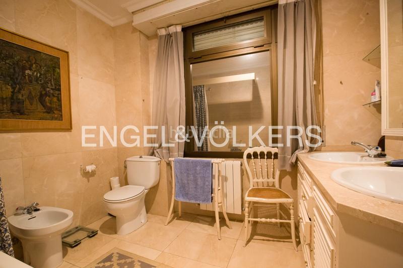 Foto 06e910ba-ee6a-44ca-8657-9a188334eb1d. Apartament amb calefacció aparcament a Centro-Puerto Viejo Getxo