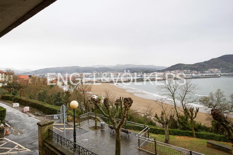 Foto 1cf0f1b0-6d90-4276-aac9-66d4a4e8ddbb. Apartament amb calefacció aparcament a Centro-Puerto Viejo Getxo