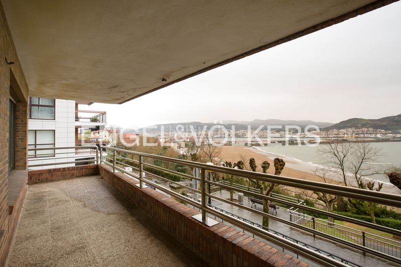 Foto 89d773d8-30a1-4d2c-a33a-0d07b5e9fef4. Apartament amb calefacció aparcament a Centro-Puerto Viejo Getxo