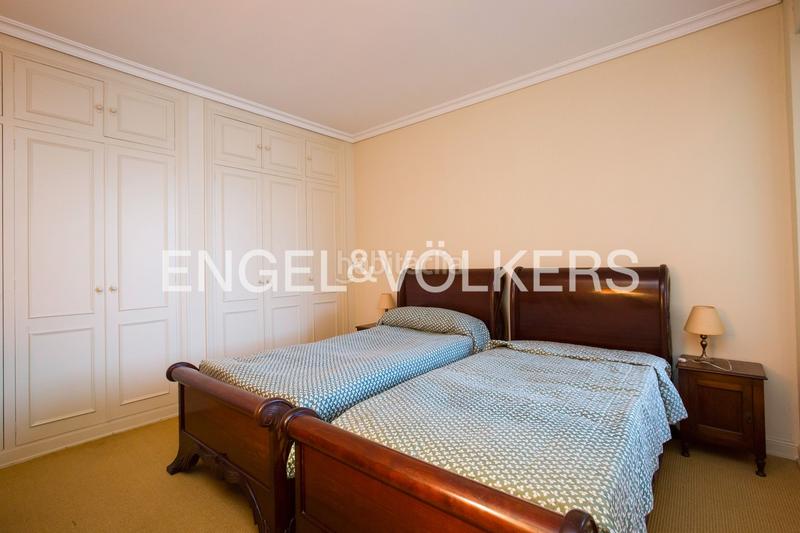 Foto aa6bddda-ad99-41b6-ab66-acd361a3c7b8. Apartament amb calefacció aparcament a Centro-Puerto Viejo Getxo