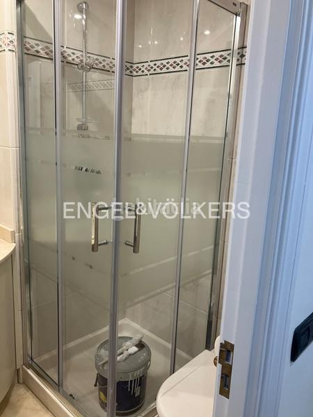 Foto 3c1d4d12-38e5-4f68-a47f-8fa1d0fc034e. Location appartement avec chauffage parking dans Neguri Getxo