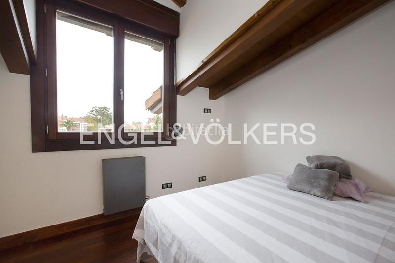 Foto 4d3a057b-eeb9-4fcd-8785-1e8e75c631cd. Casa adosada impresionante caserío reformado en el centro en Berango