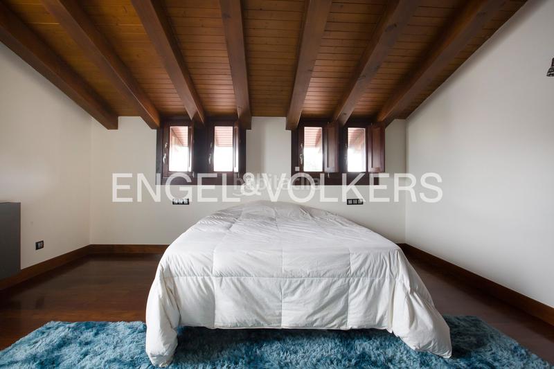 Foto 5833b74d-12a2-4786-a200-41658e45fd58. Casa adosada impresionante caserío reformado en el centro en Berango