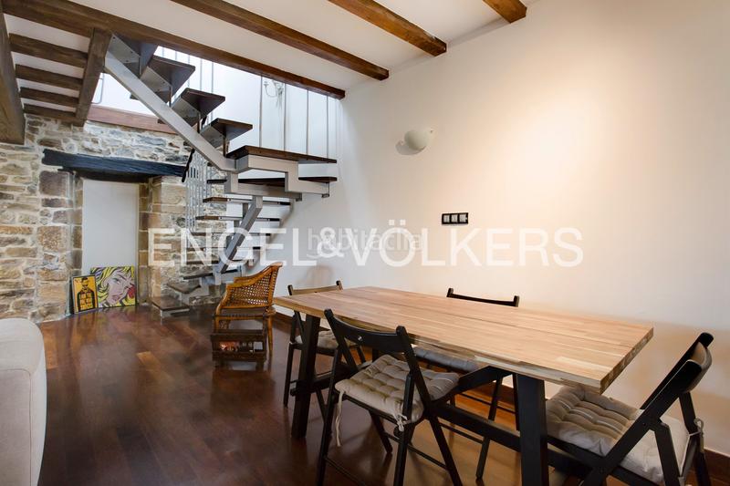 Foto 7005b2bb-ddcc-4dd1-a018-0c67da1ee1b1. Casa adosada impresionante caserío reformado en el centro en Berango