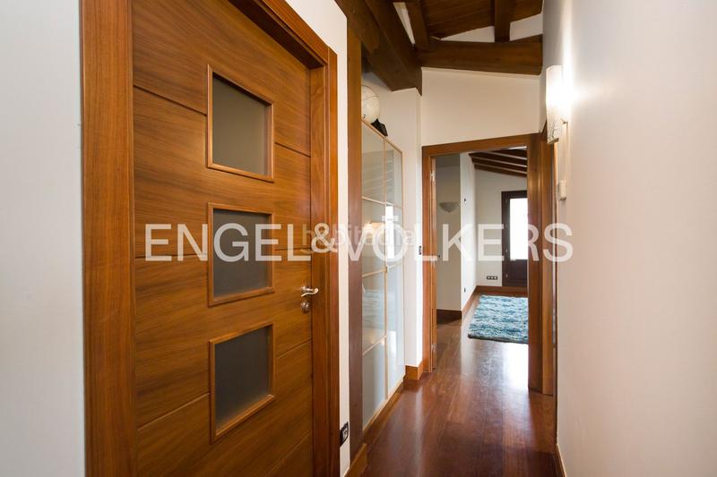 Foto b94a74c3-50fd-4e77-b6ac-9e5e784085e5. Casa adosada impresionante caserío reformado en el centro en Berango