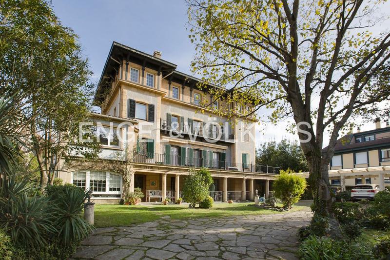 Foto 2ec7a705-1610-45bf-aed5-c6809a9c54ee. Dúplex exclusivo dúplex con vistas al mar en basagoiti en Getxo