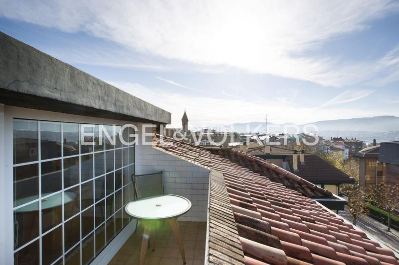 Foto 4fcd600f-3eab-4df0-bf1b-396c72d5363c. Dúplex exclusivo dúplex con vistas al mar en basagoiti en Getxo