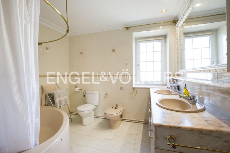 Foto c1c07327-895f-4158-a788-87111d345617. Dúplex exclusivo dúplex con vistas al mar en basagoiti en Getxo