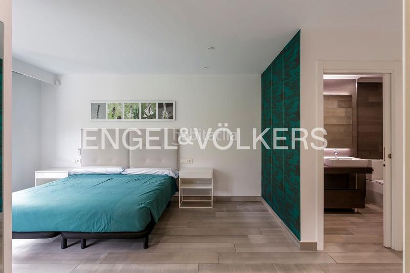 Foto 0c3ac1d0-a334-46a8-bc9e-06fd84c74c9c. Dúplex amb calefacció aparcament piscina a Cruces Barakaldo