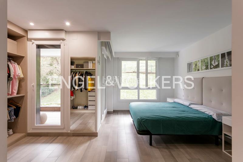 Foto 29c5bf51-af11-4767-9c8a-bea3f0b63d80. Dúplex amb calefacció aparcament piscina a Cruces Barakaldo