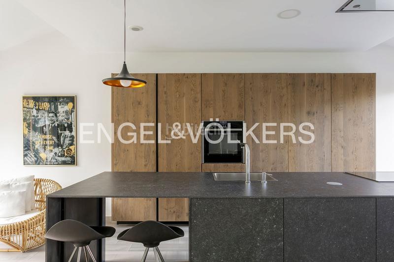 Foto 4398a586-ec4c-41d3-8e8e-5419f49f049d. Dúplex amb calefacció aparcament piscina a Cruces Barakaldo