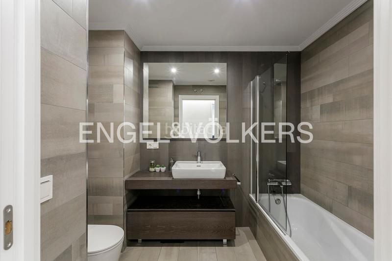 Foto 6f9388d9-5f9e-427c-a67e-eda14f3c6802. Dúplex amb calefacció aparcament piscina a Cruces Barakaldo