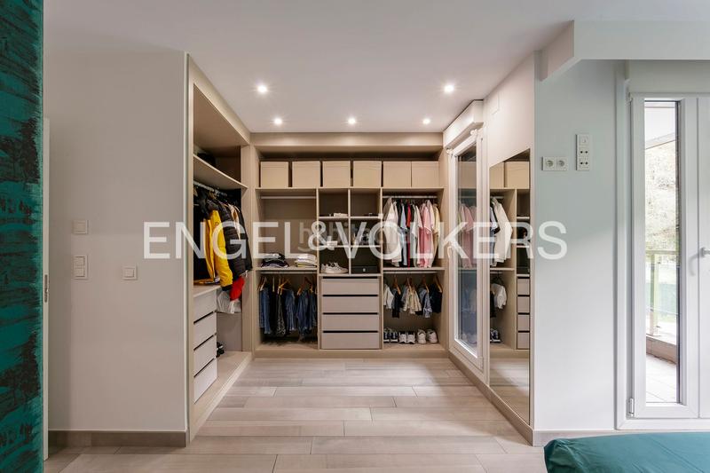 Foto 95dcea4a-0e3e-428b-88d0-142de0b14a14. Dúplex amb calefacció aparcament piscina a Cruces Barakaldo