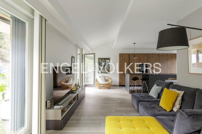 Foto 9a69257d-7a2c-4abb-ad07-524bf6303f6c. Dúplex amb calefacció aparcament piscina a Cruces Barakaldo