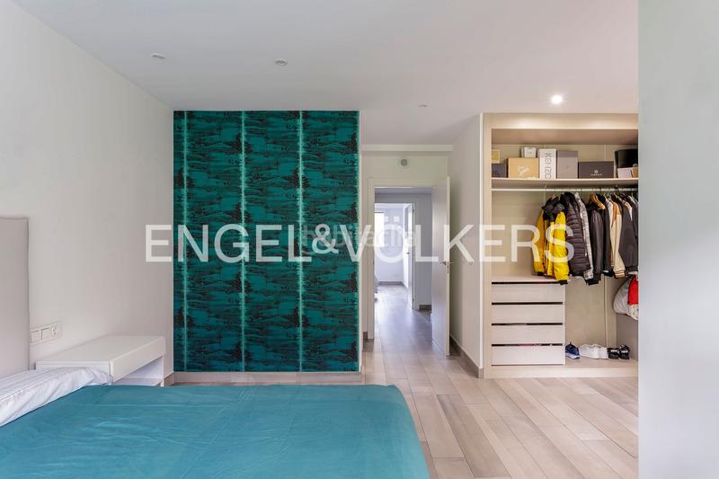 Foto 9af64f50-92f4-46c3-951a-725fe0938ee3. Dúplex amb calefacció aparcament piscina a Cruces Barakaldo