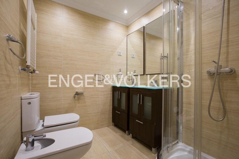 Foto 507fad8b-35f7-448c-988a-f5cfa5fec3c7. Alquiler apartamento vivienda exterior en la calle mayor de Las Arenas en Getxo