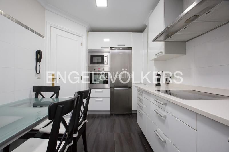 Foto 7fb5158b-14e6-4d81-82e1-f121bc7e2920. Location appartement avec chauffage dans Las Arenas Getxo