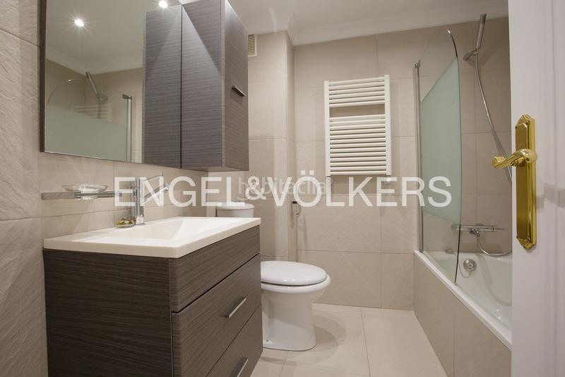 Foto 2e4501e4-43b6-4392-8888-a36819d55589. Miete appartement mit heizung in Las Arenas Getxo