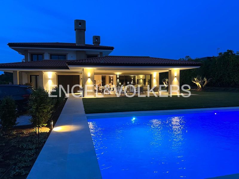 Foto 5133c2e4-36a9-4908-82a3-69f6133d5e85. Casa con riscaldamento piscina in santa maría de Getxo Getxo