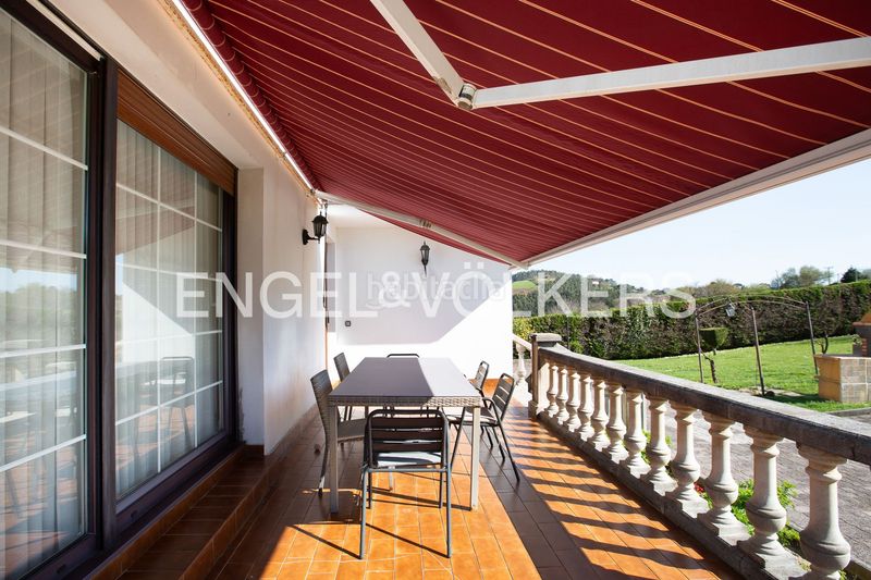 Foto 40ec2c74-ee0a-4805-a833-85599bcf7ef3. Casa amb calefacció aparcament a Barrika