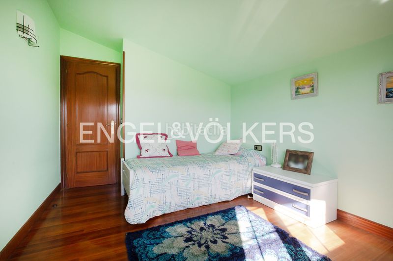 Foto 41d4b388-f8fe-420d-88d5-087aa00117e6. Casa amb calefacció aparcament a Barrika