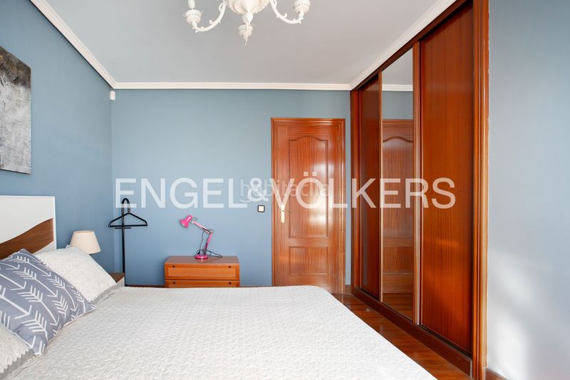 Foto b9178969-696f-48e0-8a70-e170de8053ac. Casa amb calefacció aparcament a Barrika