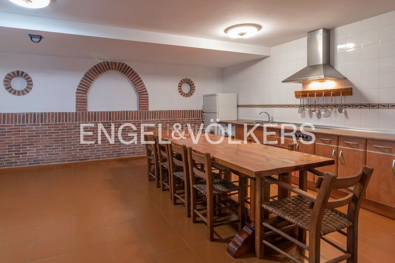 Foto c471326e-ffb0-4f64-986d-9aad12983c07. Casa adossada amb calefacció aparcament a Gamiz - Fika