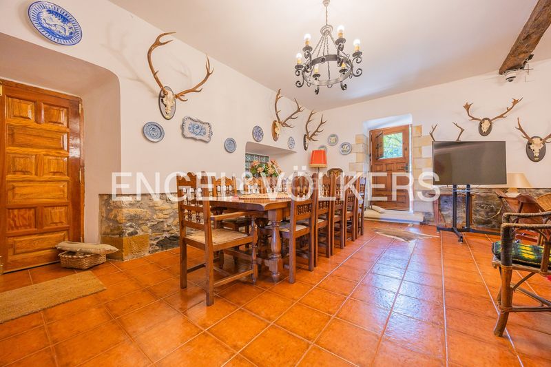 Foto 3eaa9453-9ad4-459a-bebb-a018f9a09ec1. Casa amb calefacció aparcament a Sopuerta