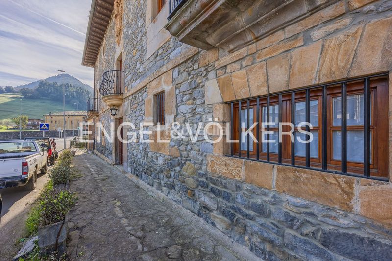 Foto 5ec617b0-1fcb-44af-b0a4-410613f094da. Casa amb calefacció aparcament a Sopuerta