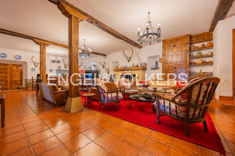 Foto ab3e3531-5594-4d07-90fd-9bd142bb12d3. Casa amb calefacció aparcament a Sopuerta