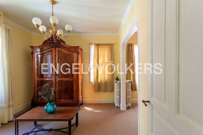 Foto 533c343f-937e-4a63-94aa-2a434ac82623. Casa adossada amb calefacció a Neguri Getxo