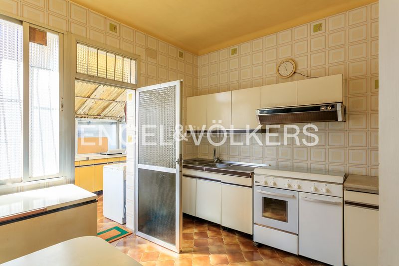 Foto fdbf1228-99b4-485a-9fbd-90473c687890. Casa adossada amb calefacció a Neguri Getxo