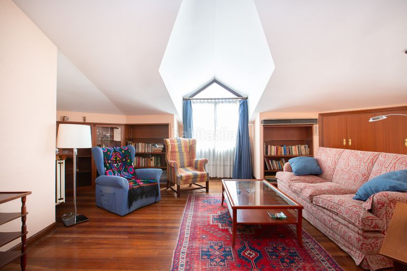 Foto a6777dd3-b22e-44ba-918e-3e304eb2f9af. Pis amb calefacció aparcament a Plaza Circular Bilbao