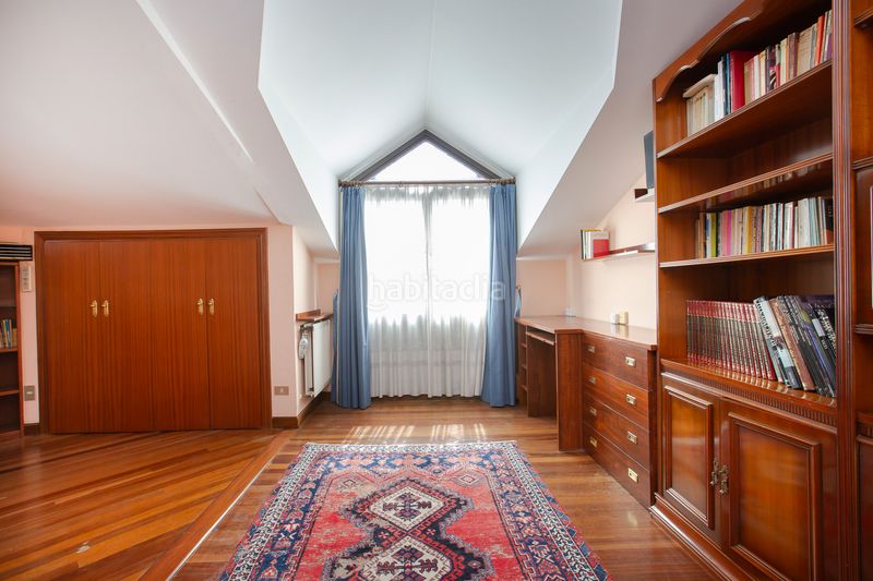 Foto c7431a3b-be5f-44ac-be2d-290eece4cfbe. Pis amb calefacció aparcament a Plaza Circular Bilbao