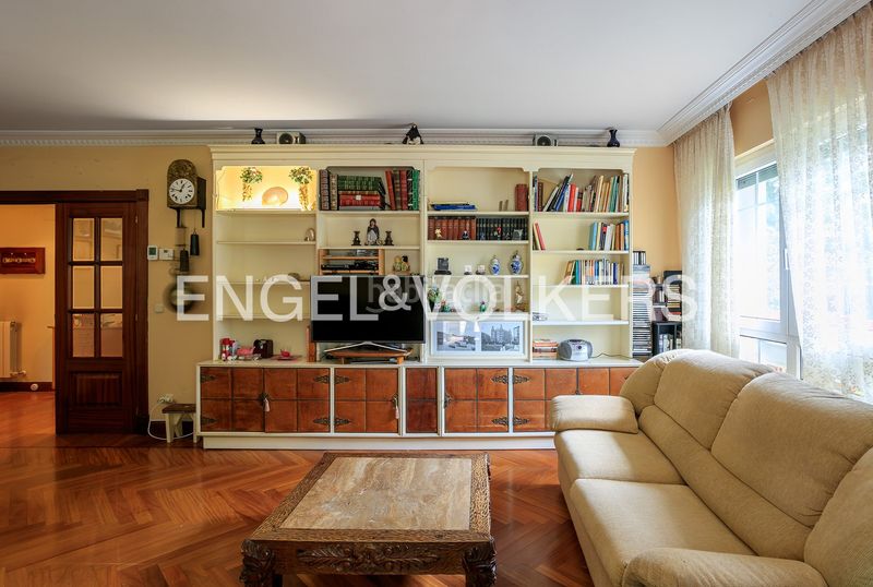 Foto 1c9296d5-5757-404e-a871-f5bbd0d00c68. Pis amb calefacció aparcament a Neguri Getxo