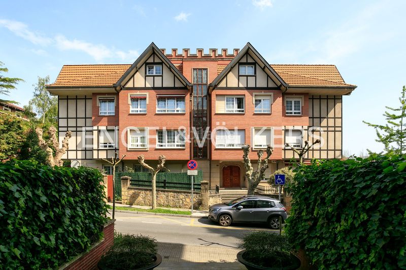 Foto 2104b480-cb07-4a4f-bf53-f68aca6a6559. Pis amb calefacció aparcament a Neguri Getxo