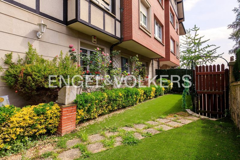 Foto 64761ba9-dfe1-41c3-918c-f8a848dc885e. Pis amb calefacció aparcament a Neguri Getxo