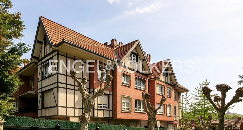 Foto cb3d68a2-3632-47f3-86d1-77655903c4bd. Pis amb calefacció aparcament a Neguri Getxo