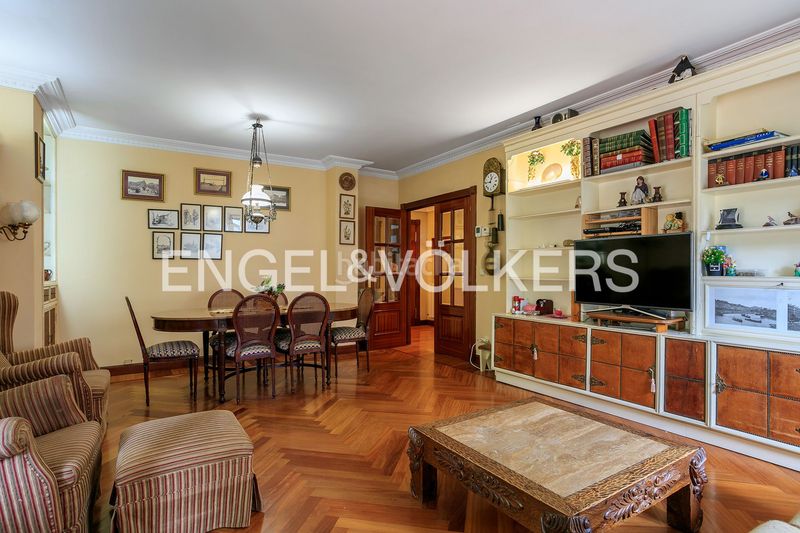 Foto f5dd59cc-8320-4710-9bad-1a374fdf04df. Pis amb calefacció aparcament a Neguri Getxo