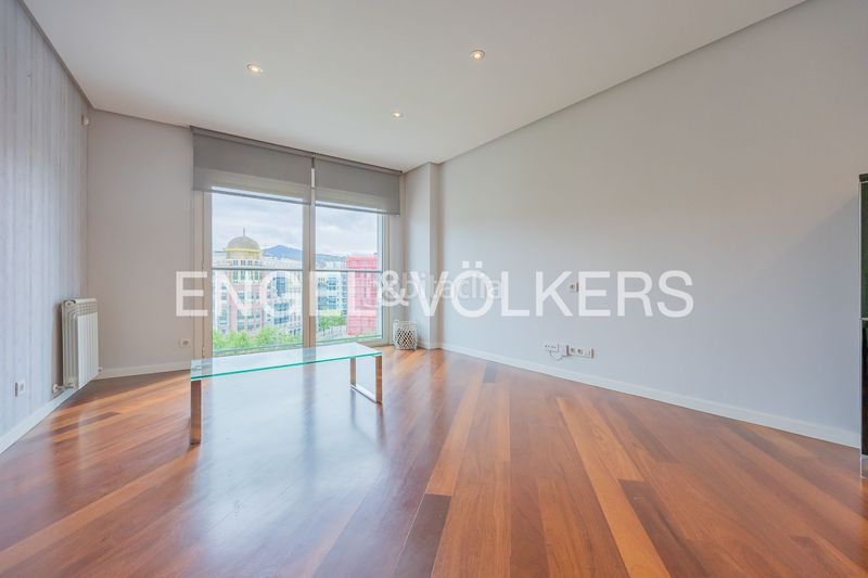 Foto b7dea4d5-ad3d-4840-8eea-b25a6ac34cde. Pis amb calefacció aparcament a Abandoibarra - Guggenheim Bilbao