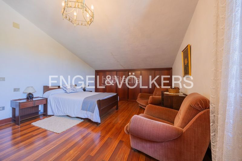 Foto cb34d250-7a0b-4182-89aa-f0bd045c5d87. Casa adossada amb calefacció aparcament a Mungia
