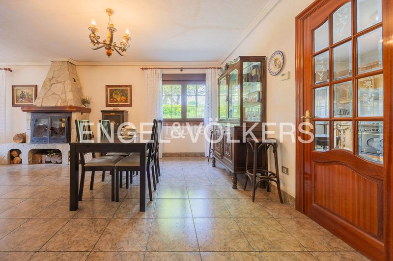 Foto e21b63b6-f689-4e8f-8e75-c4fc8aea1a21. Casa adossada amb calefacció aparcament a Mungia