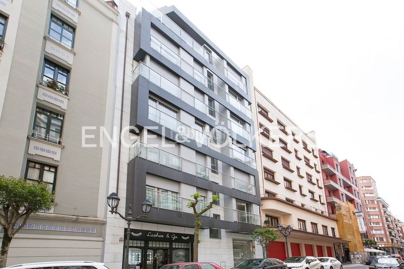 Foto de1fcfdb-9498-448e-b32f-a190a79dc659. Pis amb calefacció a Zona Indautxu Bilbao