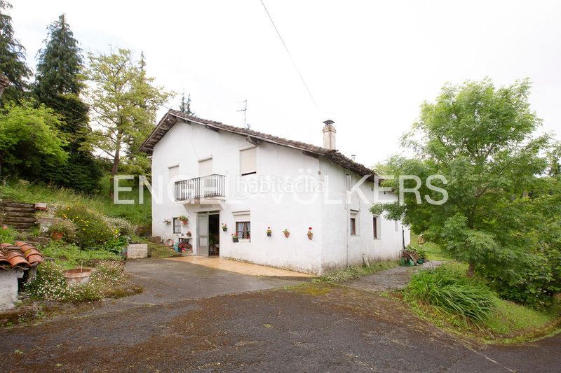 Foto d50451c6-a962-46e4-ab5c-78bc5dbe5ee8. Casa amb calefacció a Gernika - Lumo