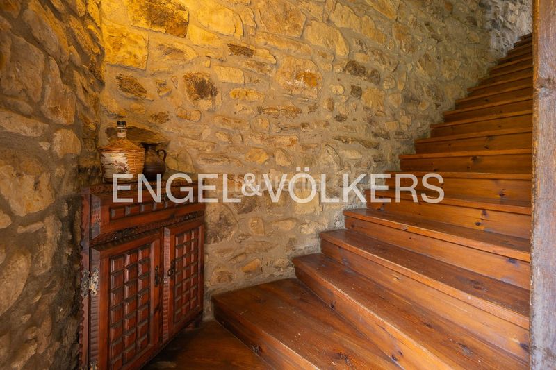 Foto 6b728b11-e486-498d-ae0b-98a9188496b2. Casa adossada amb calefacció a Elorrio